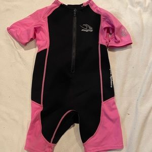 Aqua Ray youth girl size 10 wetsuit EUC